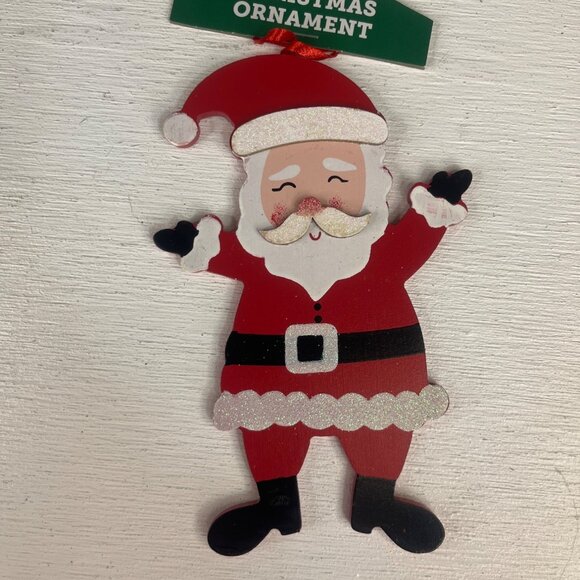 Holiday Style Christmas Wooden Ornament 6 Pc Set Santa Snowflake New - Picture 7 of 9